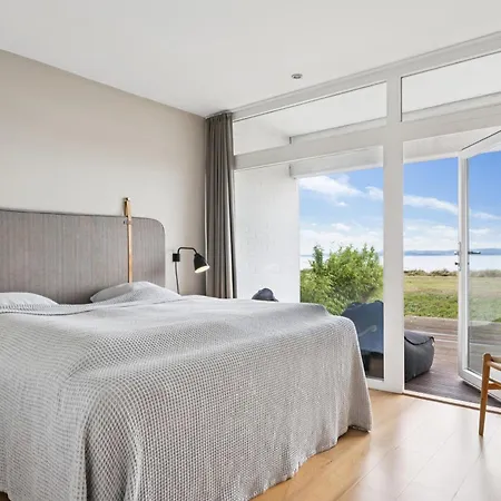 In With Panoramic Views Of The Bay And Mols Mountains Feriehus *